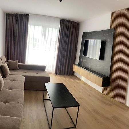 Milan Luxury Apartaments Vi-Maurer Residence Тыргу-Муреш Экстерьер фото